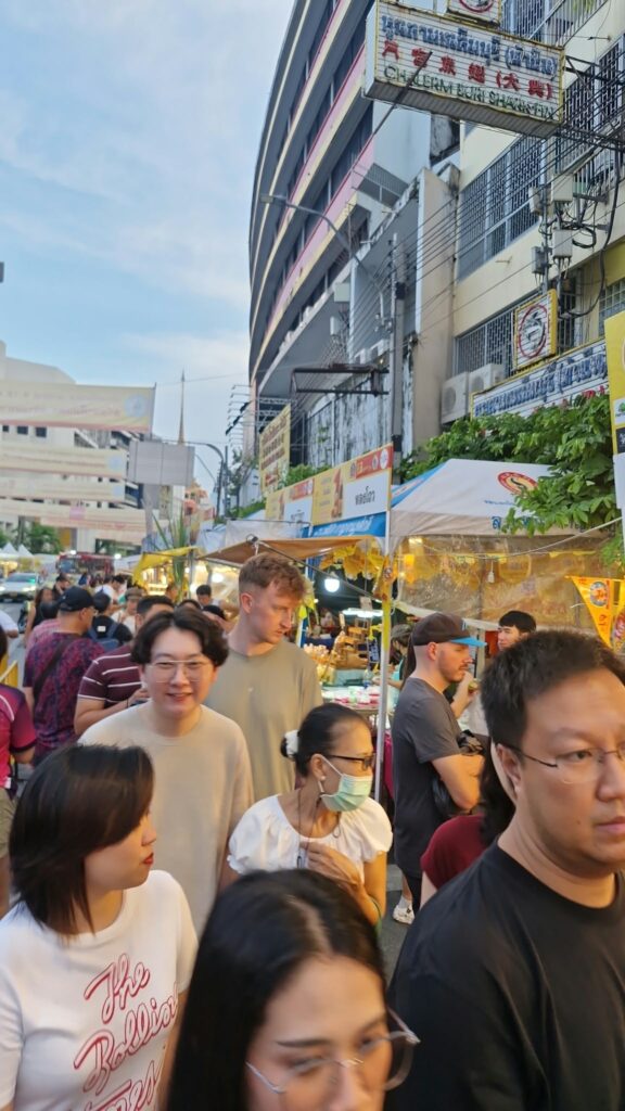 Crowds in front of vegetarian food stalls in Yaowarat