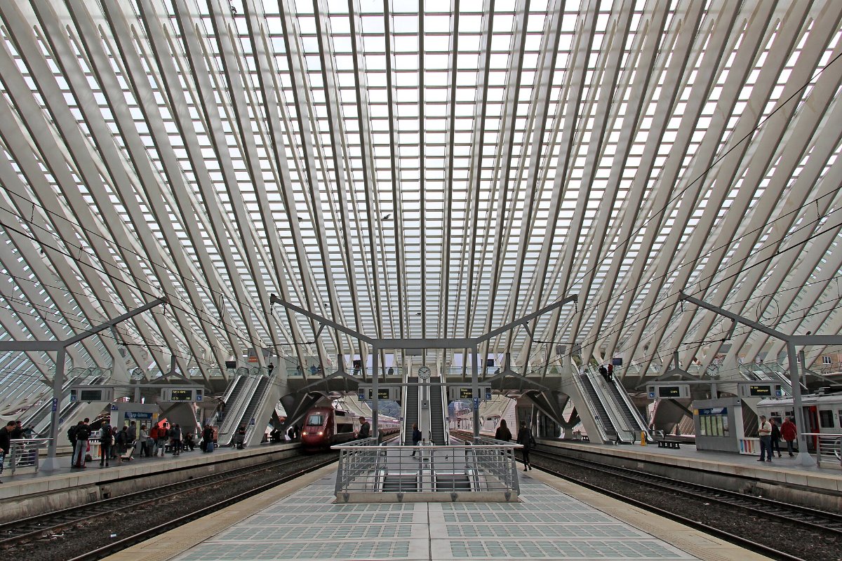 Where to walk along the Meuse in Liège?