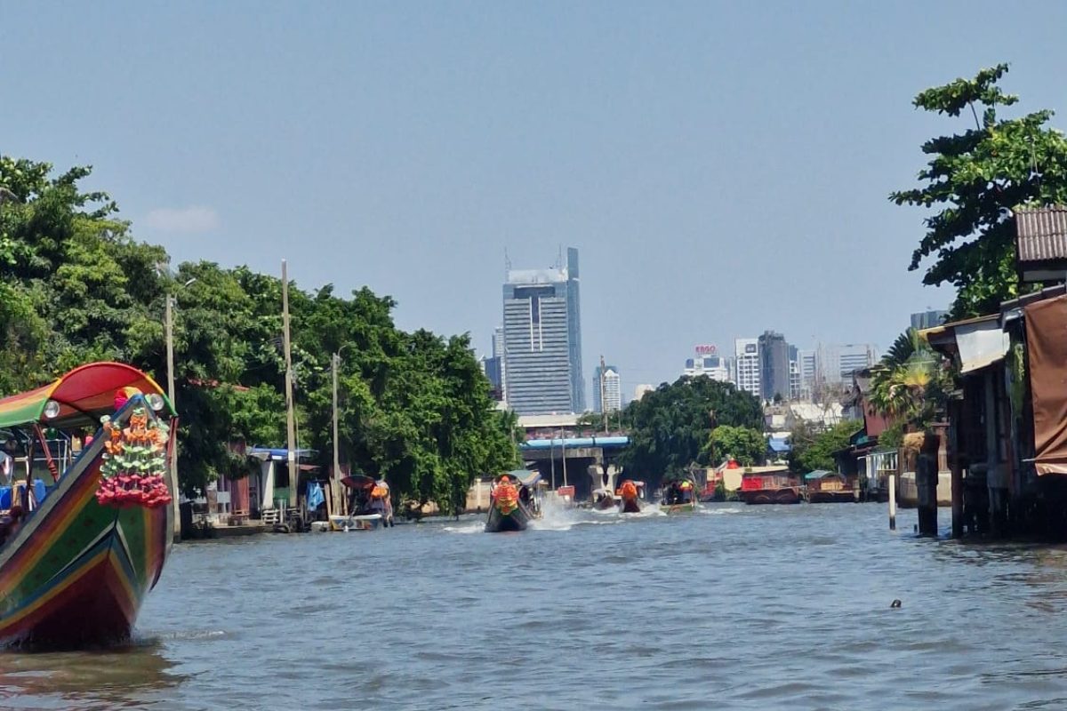 When to Visit Bangkok: Seasons, Rain, Songkran and Major Festivals