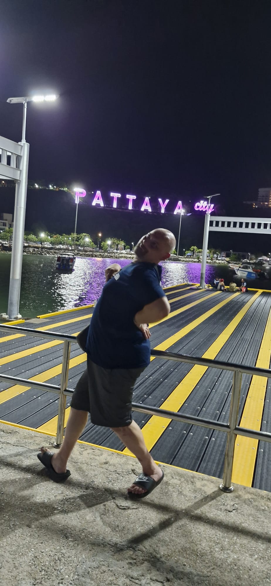 Thailand: bus journeys | travel tips — a practical