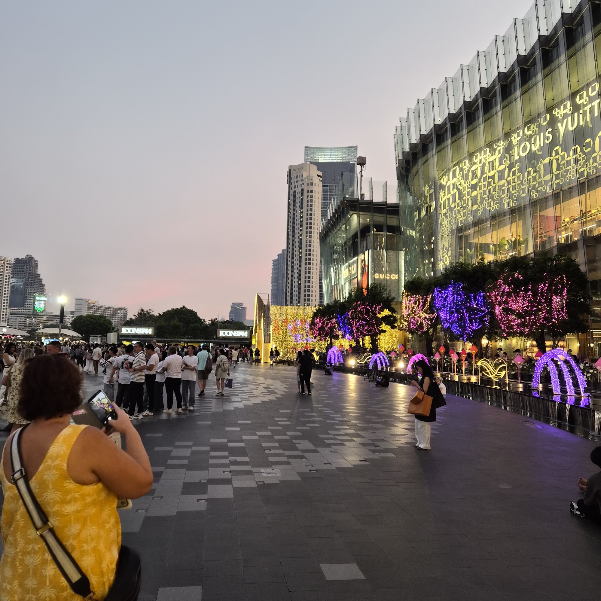How to rent a scooter in Thailand without ruining yourself?